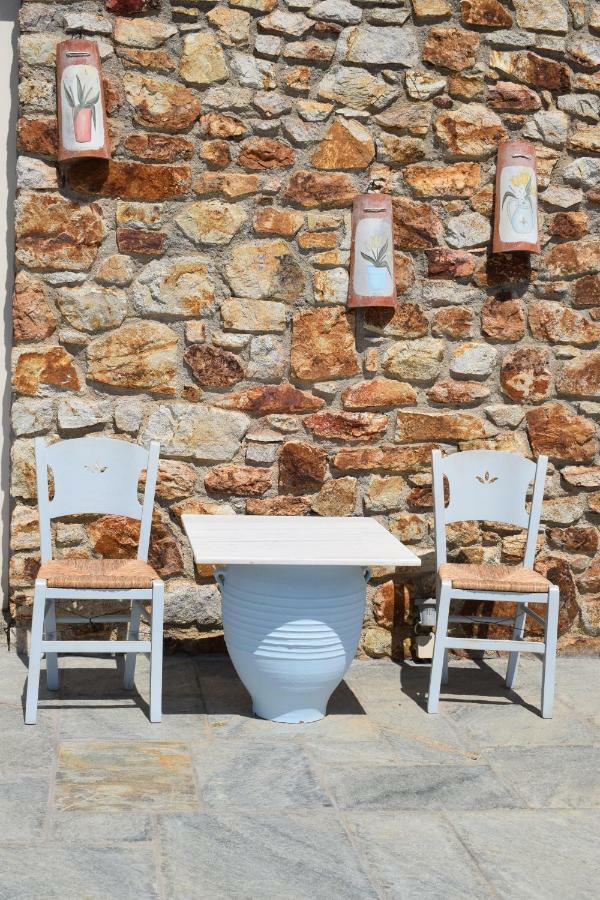 Studios Niovi Serifos Livadi  Exterior photo